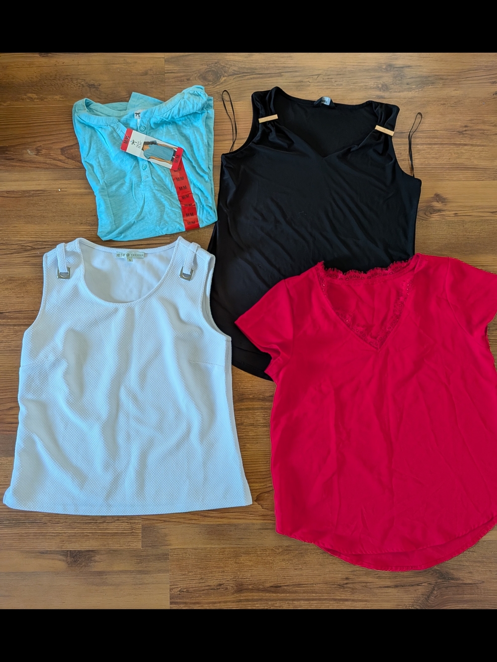 New And Like New Lot Of 4 Women's Tops